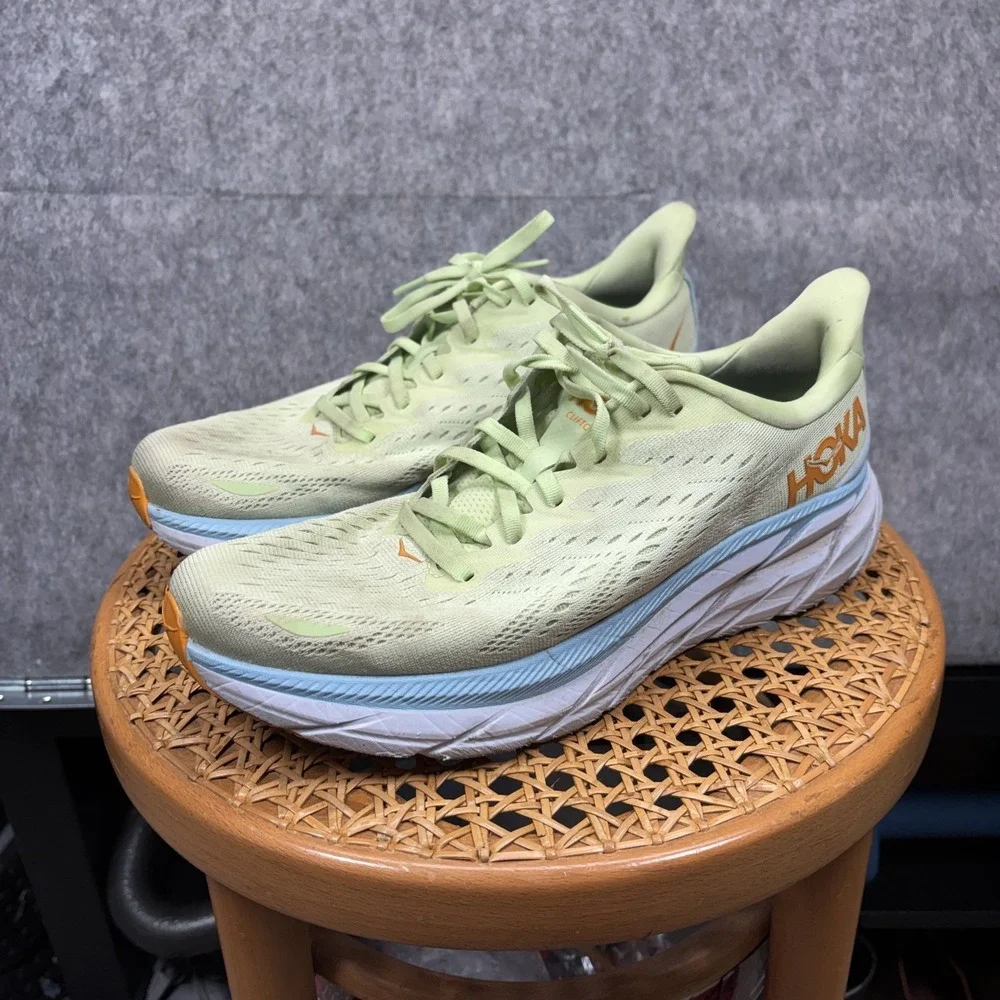 Hoka‎ One Clifton 8 Men's 10.5D Running Shoe Sneaker Light Green Butterfly